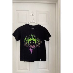 Kids Fortnite size 8 T-shirt